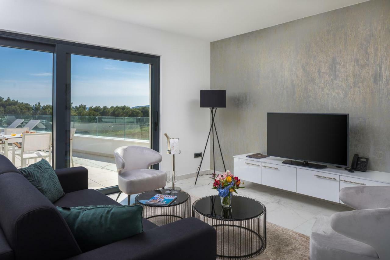 Luxury Apartments Baotic 特罗吉尔 外观 照片
